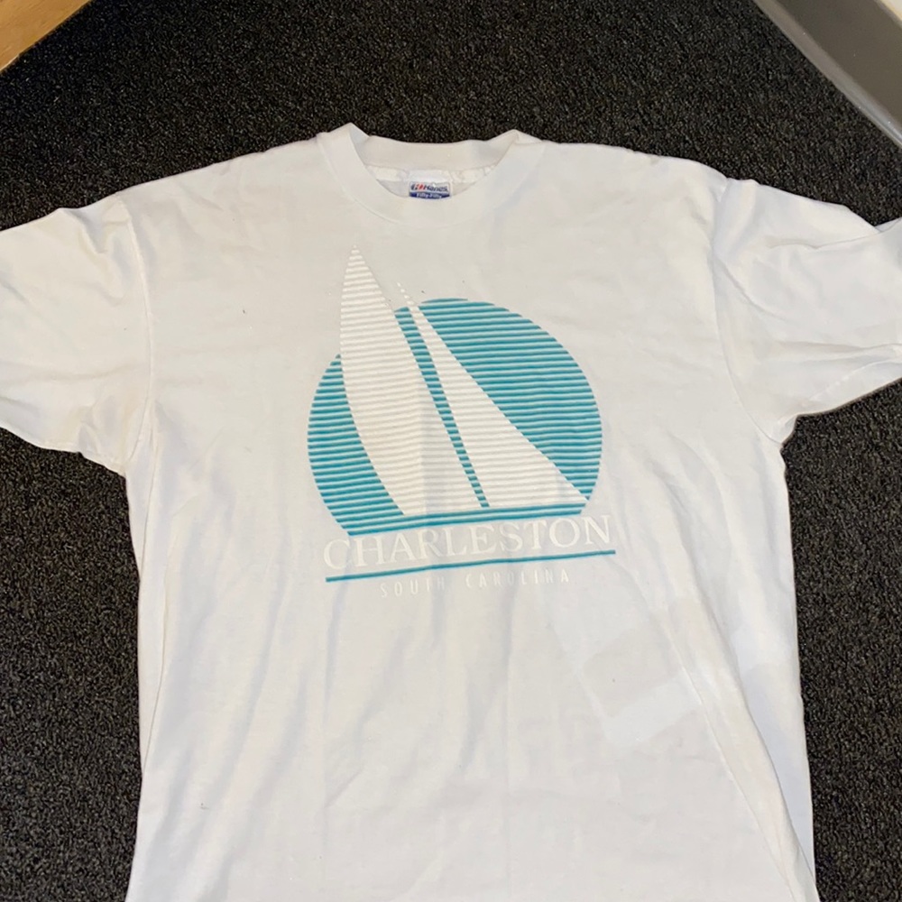 SINGLE STITCH CHARLESTON TEE